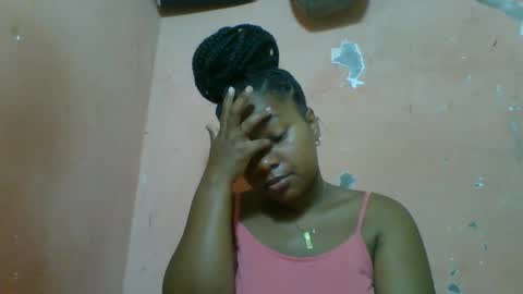 Snapshot of emeldah chatting on January 19, 2026, 9:02 am emelda online show from January 19, 2026, 9:02 am