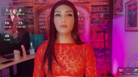 Snapshot of emeli_roushot chatting on May 19, 2026, 11:16 am Emeli online show from May 19, 2026, 11:16 am