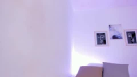 emelie_89 online show from September 24, 2025, 11:35 am