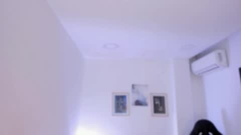 emelie_89 online show from October 30, 2025, 8:49 am