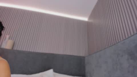 emelie_89 online show from February 6, 2026, 11:57 am