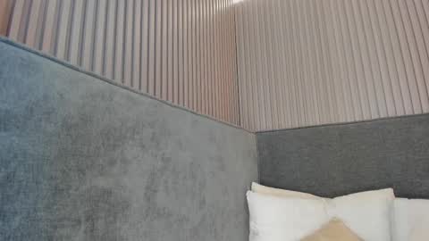 emelie_89 online show from February 7, 2026, 11:47 am