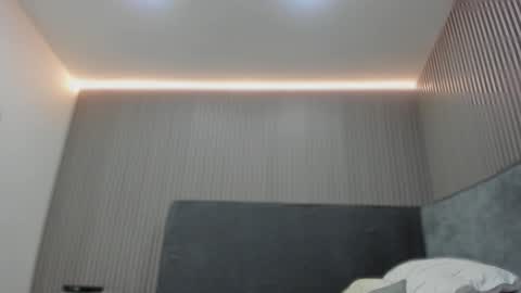 emelie_89 online show from February 13, 2026, 11:50 am