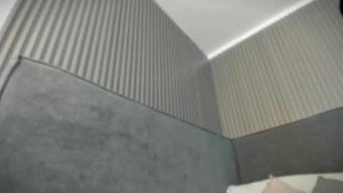 Snapshot of emelie_89 chatting on May 12, 2026, 11:18 am emelie_89 online show from May 12, 2026, 11:18 am