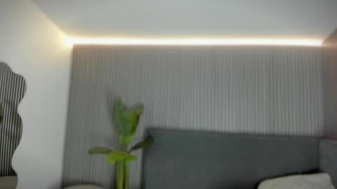 Snapshot of emelie_89 chatting on May 14, 2026, 11:39 am emelie_89 online show from May 14, 2026, 11:39 am