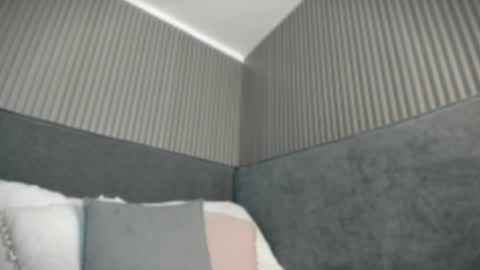 Snapshot of emelie_89 chatting on May 16, 2026, 11:31 am emelie_89 online show from May 16, 2026, 11:31 am
