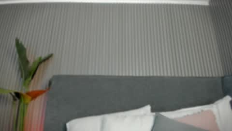 Snapshot of emelie_89 chatting on May 28, 2026, 11:29 am emelie_89 online show from May 28, 2026, 11:29 am