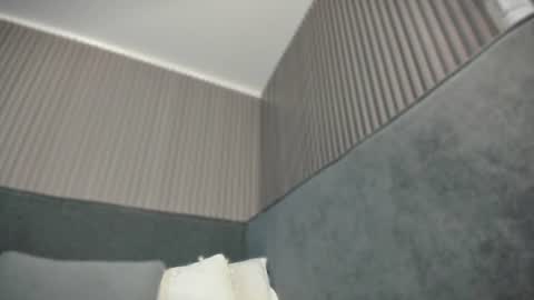 Snapshot of emelie_89 chatting on June 12, 2026, 11:42 am emelie_89 online show from June 12, 2026, 11:42 am