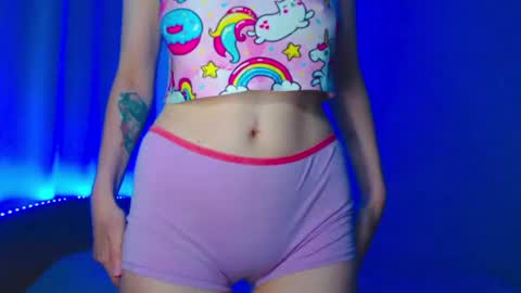 Emely online show from July 10, 2026, 5:23 am