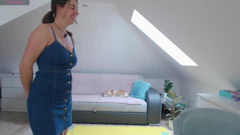 just me online show from February 1, 2026, 10:14 am