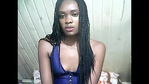 Emerence9794 online show from April 18, 2026, 4:05 am