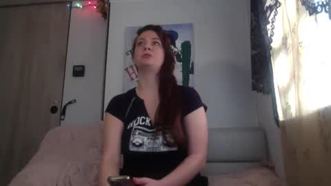 Snapshot of emerieskye chatting on December 12, 2024, 4:10 pm EmerieSkye online show from December 12, 2024, 4:10 pm