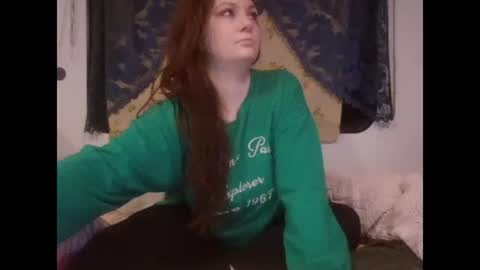 Snapshot of emerieskye chatting on January 25, 2025, 4:23 am EmerieSkye online show from January 25, 2025, 4:23 am