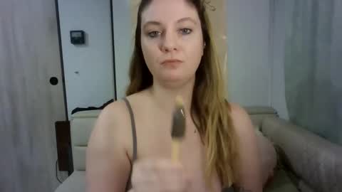 EmerieSkye online show from February 11, 2026, 6:13 pm