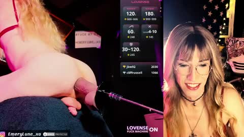 Snapshot of emerylune_xo chatting on March 27, 2026, 4:51 am Emery Lune online show from March 27, 2026, 4:51 am