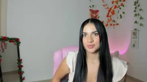 Snapshot of emi_blossom_ chatting on July 21, 2026, 2:41 pm Emily online show from July 21, 2026, 2:41 pm