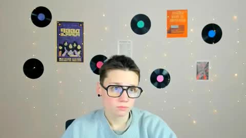 emi_fade online show from February 4, 2026, 9:15 am