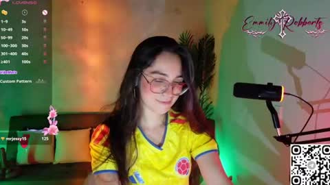 Emmily Roberts online show from June 28, 2026, 1:44 am