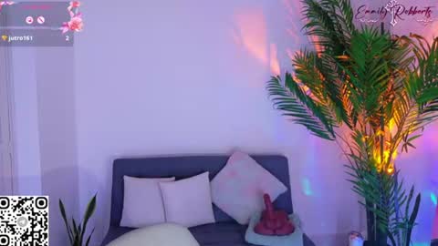 Emmily Roberts online show from July 18, 2026, 12:37 am