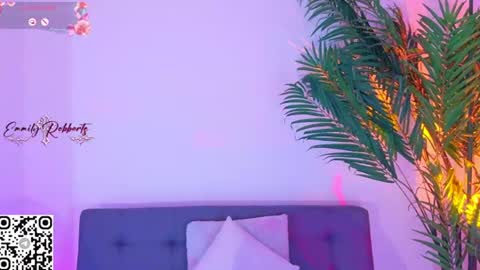 Emmily Roberts online show from July 30, 2026, 2:21 am