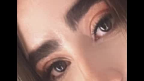 Snapshot of emi_royse chatting on March 6, 2025, 8:16 pm emi_royse online show from March 6, 2025, 8:16 pm