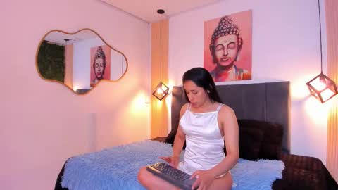 Emi online show from March 17, 2026, 4:17 am