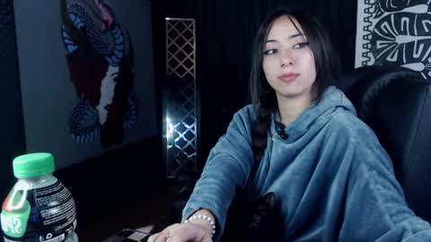 Antonella  online show from February 13, 2025, 4:11 am