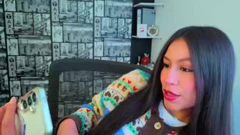 Snapshot of emigomez_ chatting on June 8, 2026, 3:34 pm Emilia Gomez online show from June 8, 2026, 3:34 pm