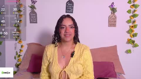Snapshot of emiily_curly chatting on May 26, 2026, 10:55 am Emily online show from May 26, 2026, 10:55 am