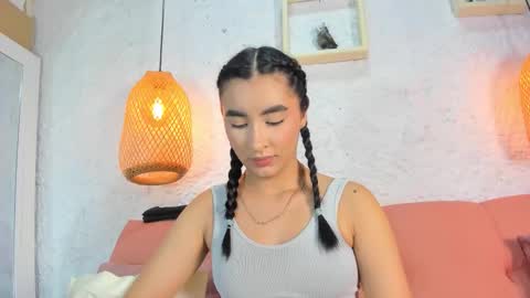 Snapshot of emiily_s chatting on November 25, 2025, 12:05 pm Emily online show from November 25, 2025, 12:05 pm