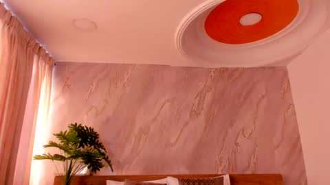 Emily online show from November 22, 2025, 2:05 pm