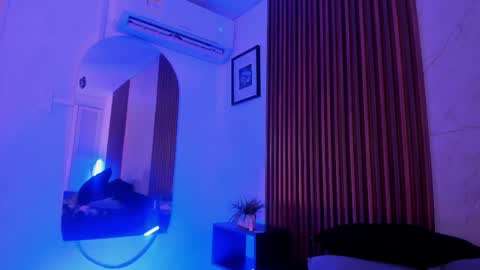   online show from September 13, 2025, 12:21 am