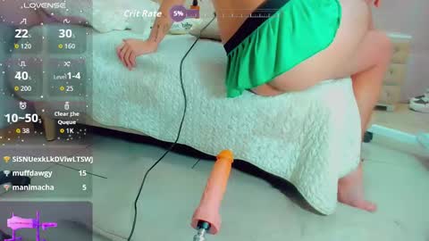 Snapshot of emiilysaenzz chatting on November 27, 2025, 6:32 pm EmillySaenz online show from November 27, 2025, 6:32 pm