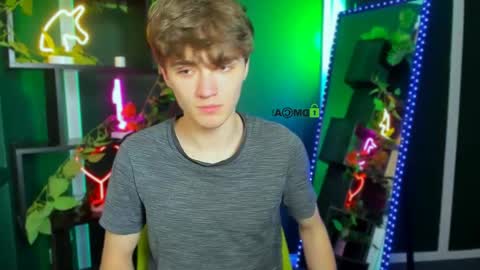 emil_lucky online show from April 29, 2026, 6:58 pm