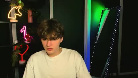 emil_lucky online show from May 14, 2026, 11:28 am