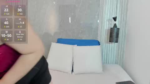 Snapshot of emili__hot chatting on September 13, 2025, 11:43 am Emily online show from September 13, 2025, 11:43 am