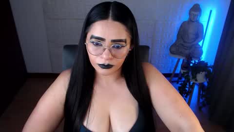 POWERFULL GODDESS EMILI online show from December 10, 2024, 1:11 am