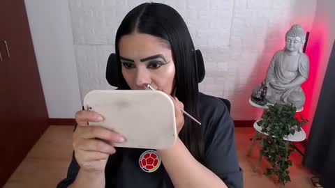 Snapshot of emili_evans_ chatting on June 23, 2026, 8:29 pm POWERFULL GODDESS EMILI online show from June 23, 2026, 8:29 pm