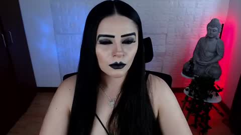 Snapshot of emili_evans_ chatting on July 16, 2026, 8:04 pm POWERFULL GODDESS EMILI online show from July 16, 2026, 8:04 pm