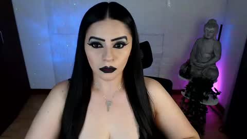 Snapshot of emili_evans_ chatting on July 28, 2026, 12:29 am POWERFULL GODDESS EMILI online show from July 28, 2026, 12:29 am
