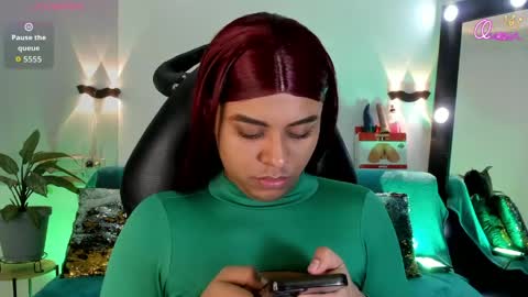 Snapshot of emili_roux chatting on May 9, 2026, 9:47 am Emili roux online show from May 9, 2026, 9:47 am