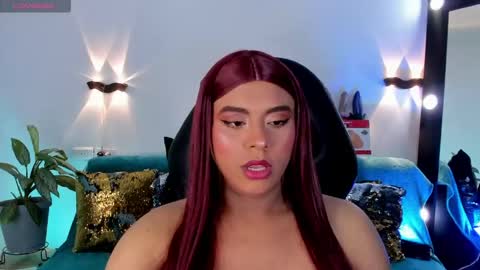 Snapshot of emili_roux chatting on May 14, 2026, 4:03 pm Emili roux online show from May 14, 2026, 4:03 pm