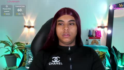 Snapshot of emili_roux chatting on May 31, 2026, 10:22 am Emili roux online show from May 31, 2026, 10:22 am