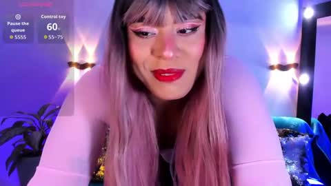 Snapshot of emili_roux chatting on July 28, 2026, 12:48 pm Emili roux online show from July 28, 2026, 12:48 pm