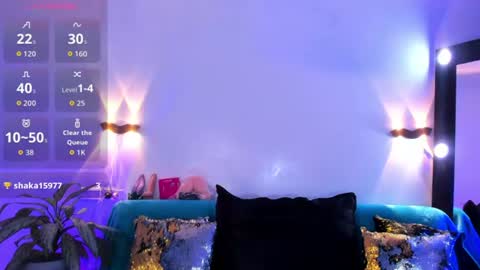 Snapshot of emili_roux chatting on July 28, 2026, 2:13 pm Emili roux online show from July 28, 2026, 2:13 pm