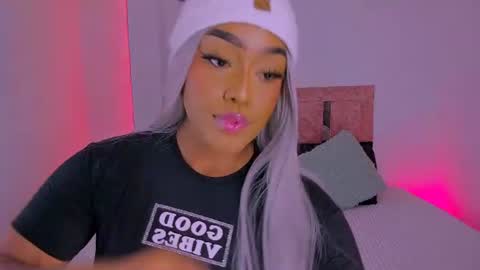 Snapshot of emili_williams10 chatting on July 30, 2026, 2:21 am emili_williams10 online show from July 30, 2026, 2:21 am