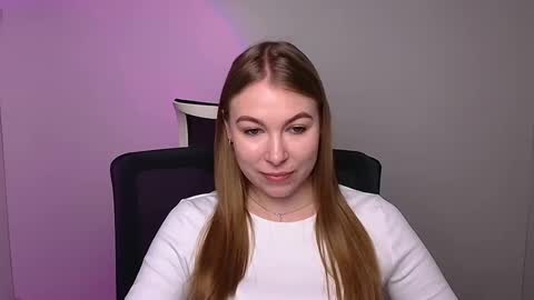 Emilia online show from February 4, 2025, 9:17 am