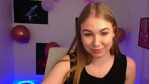 Emilia online show from February 25, 2025, 3:16 pm