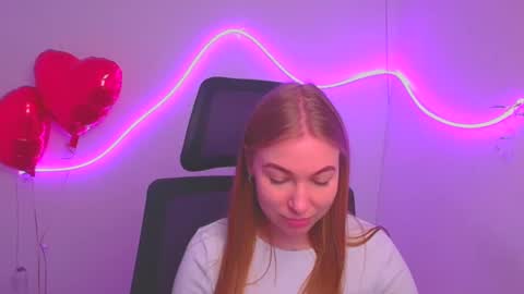 Emilia online show from March 12, 2025, 3:18 pm