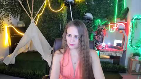 Emilia Bedy online show from October 15, 2025, 9:09 am